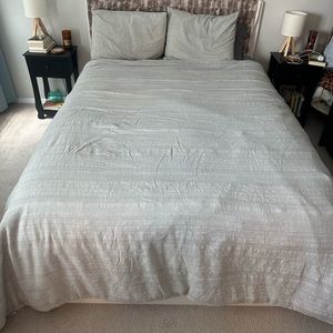 Grey Queen Comforter